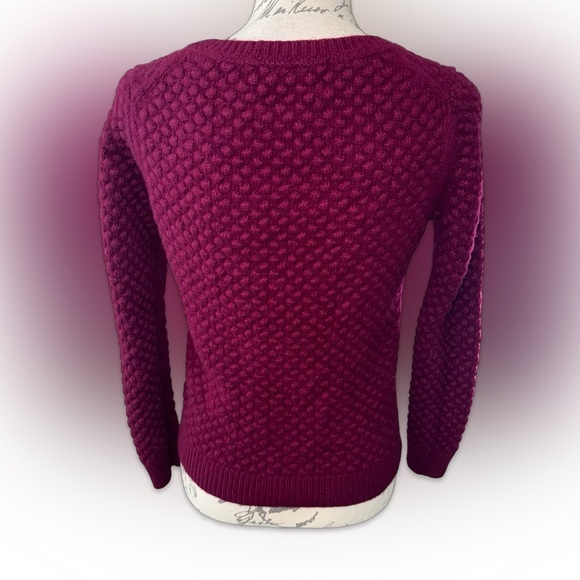 Banana Republic Sweater - Picture 3 of 5
